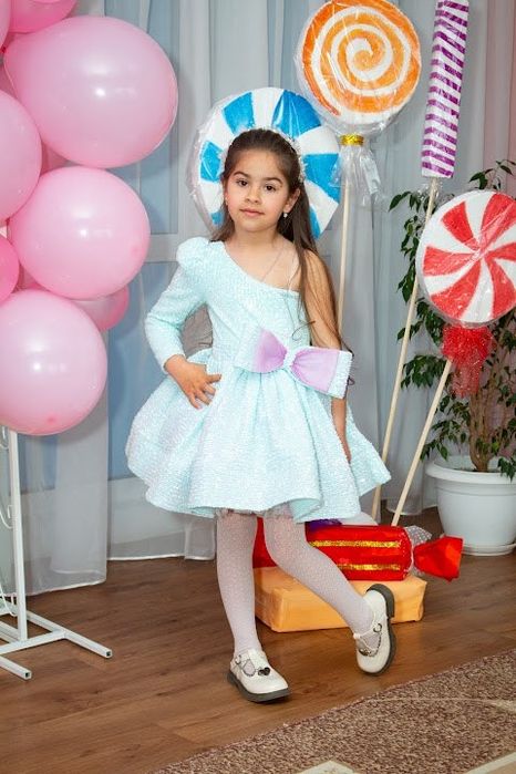 Продам красивое платье для девочки