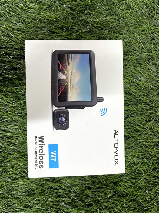 Бездротова камера заднього виду AUTO-VOX W7