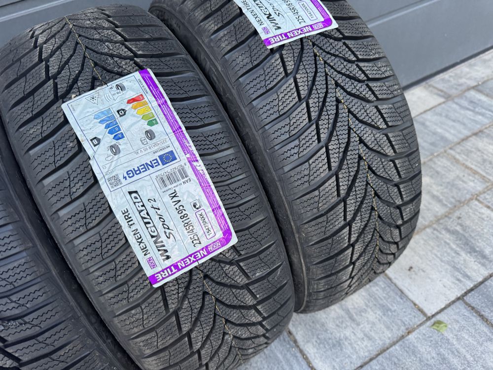 Opony zimowe Nexen Winguard Sport2 225/45R18 225/45/18 nowe komplet