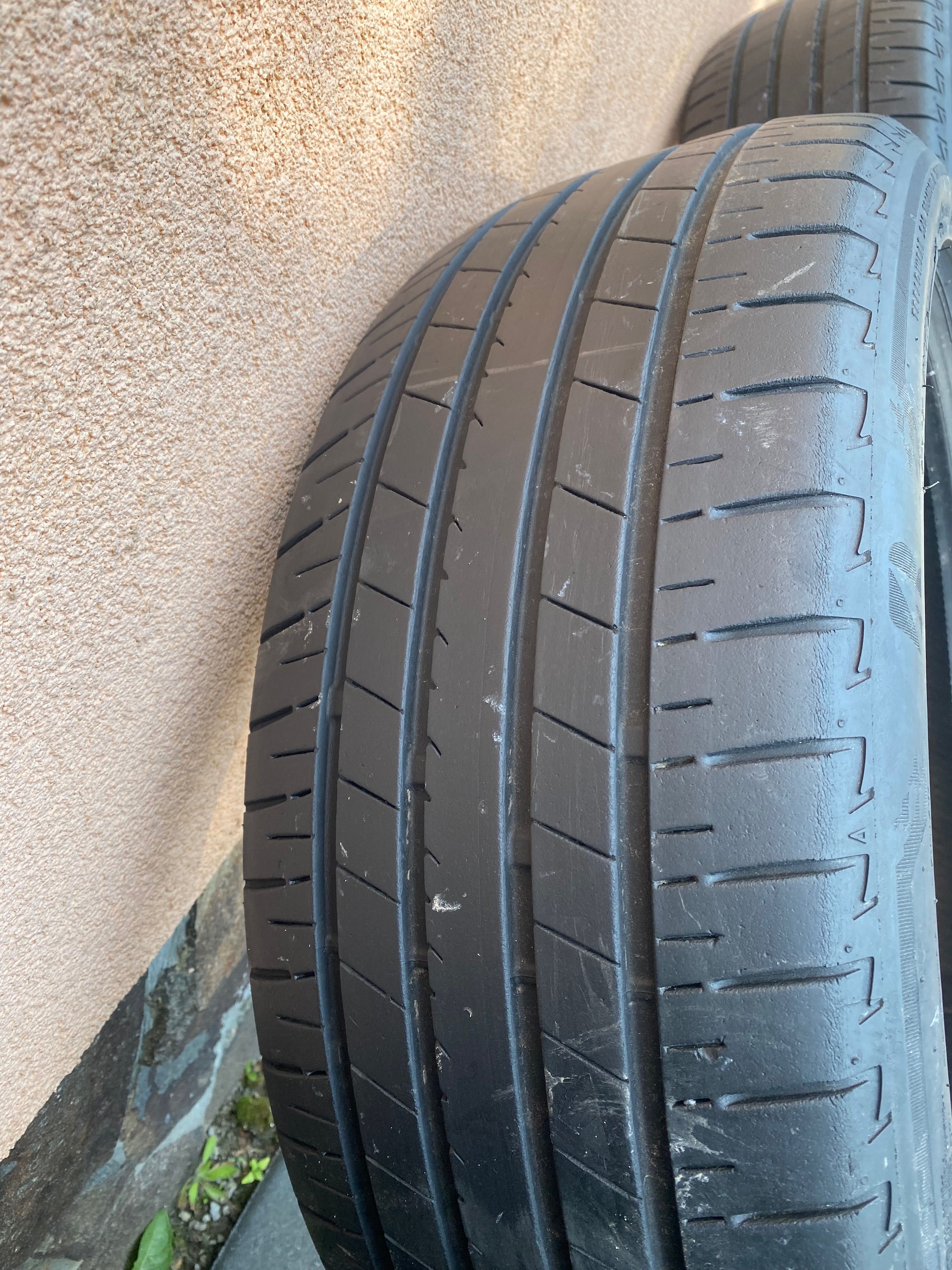 Шини на авто, резина, скати 225/45R19 Відмінний стан