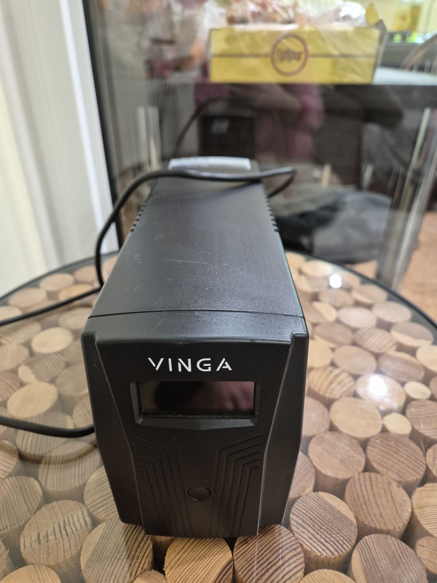 Продам стабілізатор,перетворювач, напруги,на 480 w,Vinga