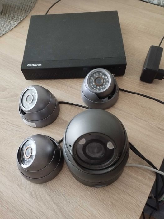 Rejestrator i kamery