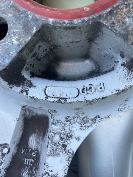 Диски r15 в хорошому стані