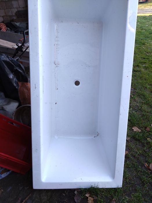 Oddam wannę idealna dla gospodarstwa