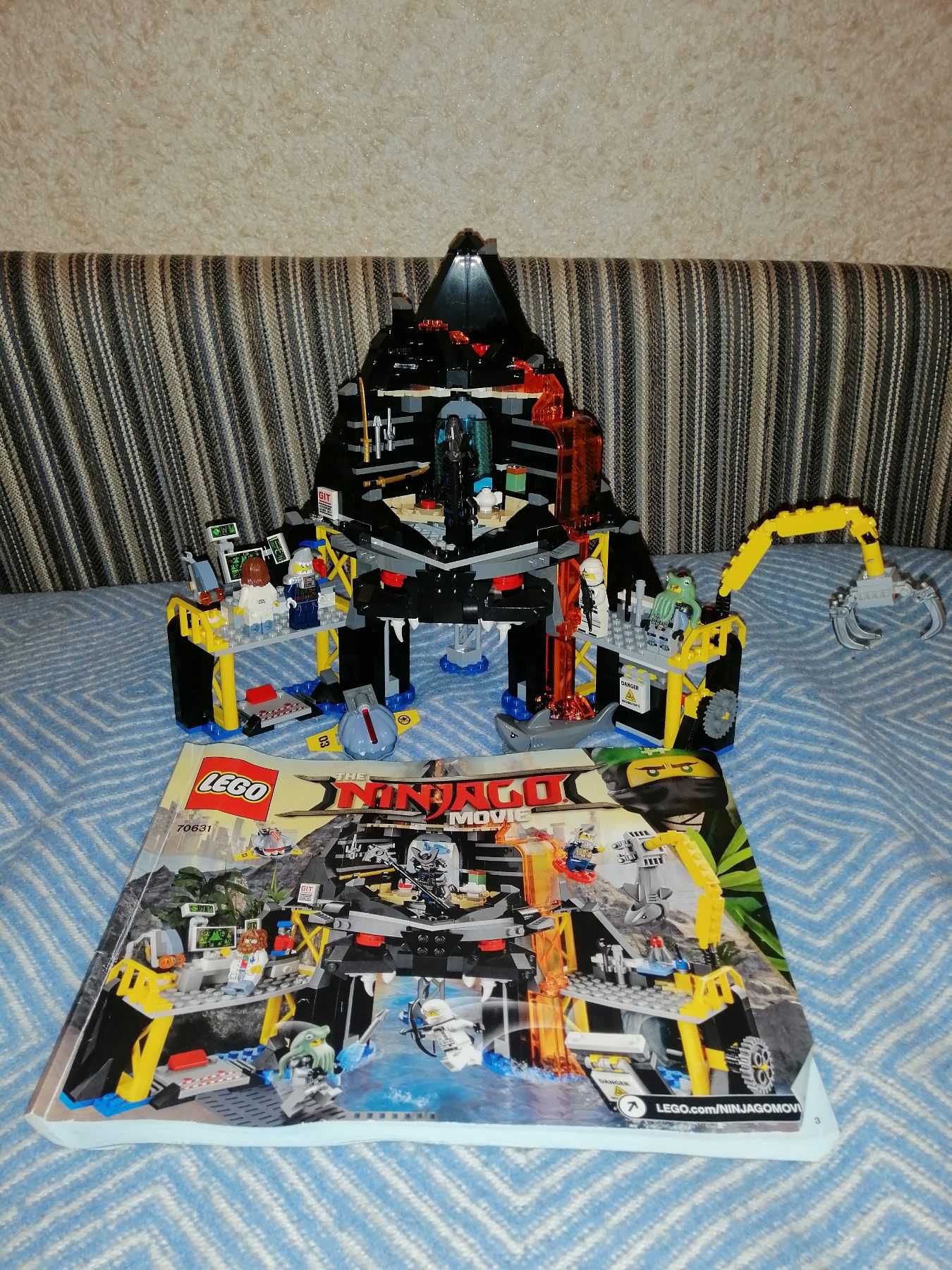 LEGO NINJAGO Вулканическое логово Гармадона (70631)