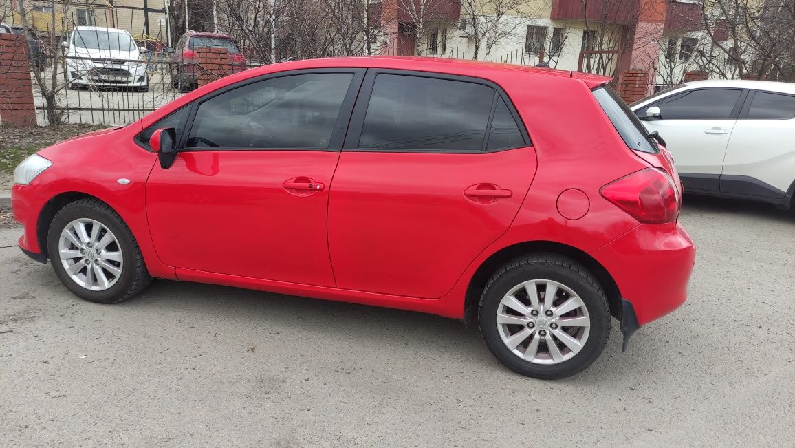 Toyota auris в  хорошем состоянии