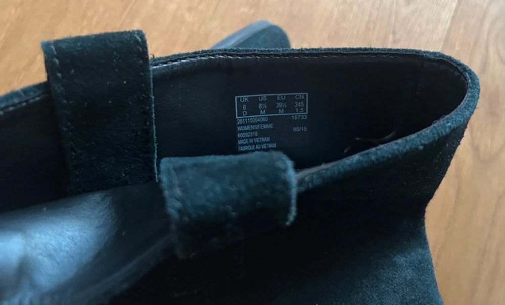 Kozaki czarne Clarks zamsz Goretex roz. 39,5