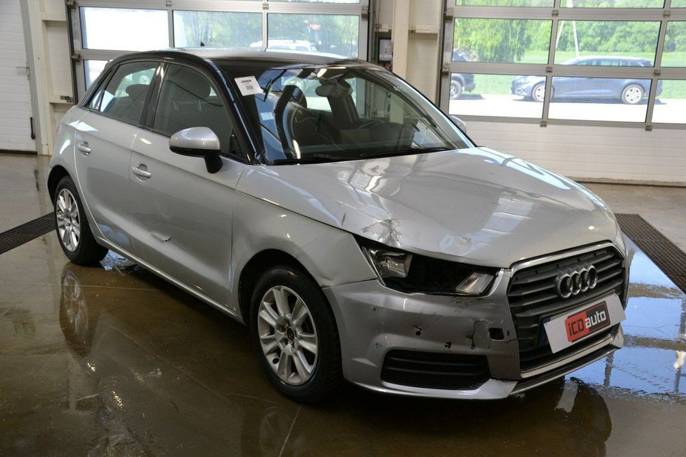 Audi A1 3-drzwiowe 1,2 benzynka 86 ps* climatronic* nawigacja* ICDauto*