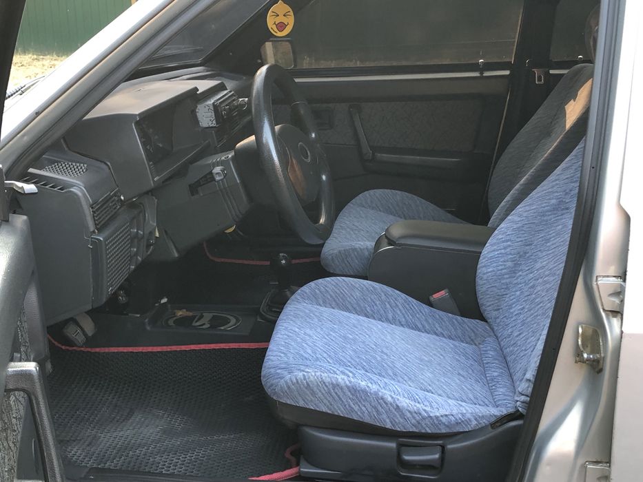 Ваз -2109 1.5 бенз.2007г.