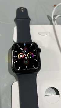 Smartwatch Apple Watch Series 8 GPS 45 mm Czarny