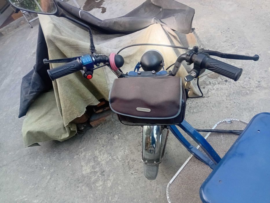 Скутер трёхколёсный, электро. Цена снижена!