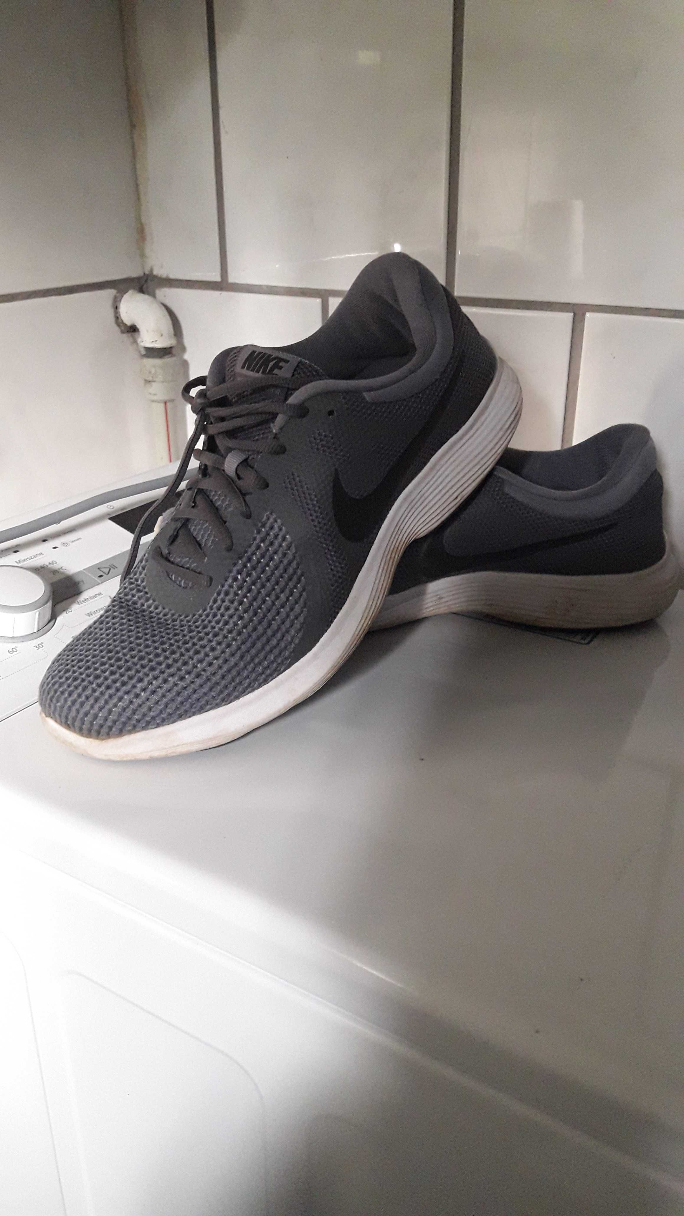 buty męskie sporowe nike lekkie 46 wkładka 29cm