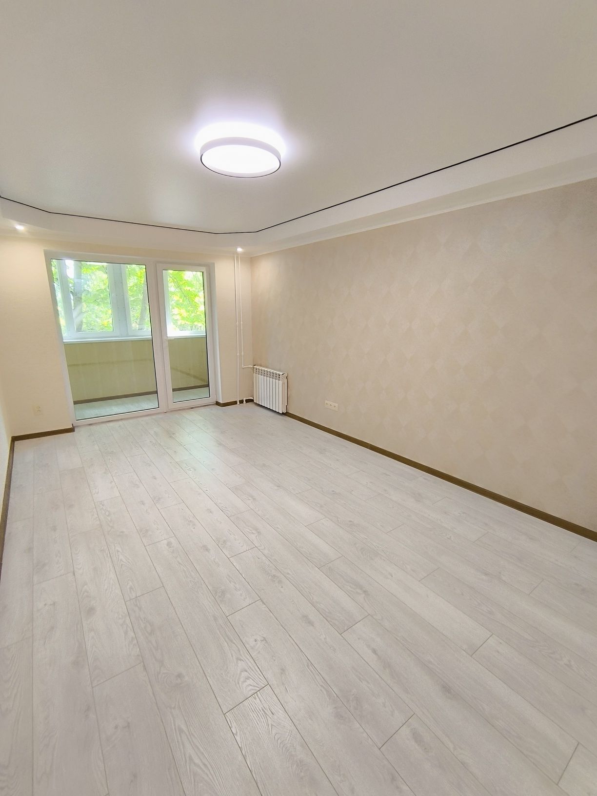 Продажа 2х-комн.кв. ул. Героев 93 бригады 4/9 с новым евроремонтом