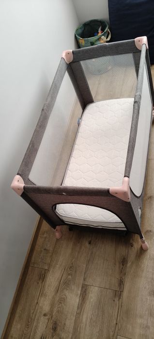 Łóżeczko turystyczne Kinder Kraft + materac 120x60 odeo +