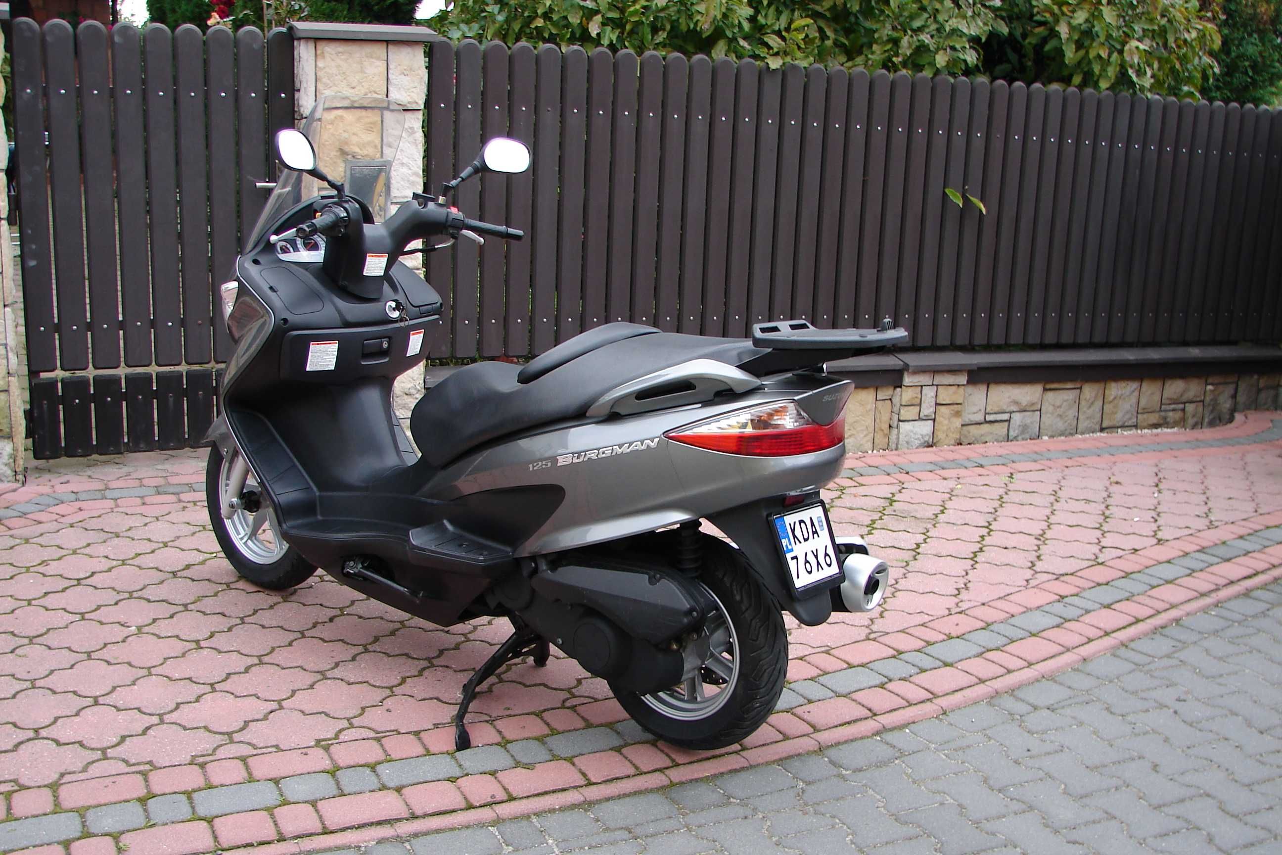 *Burgman poj 125*