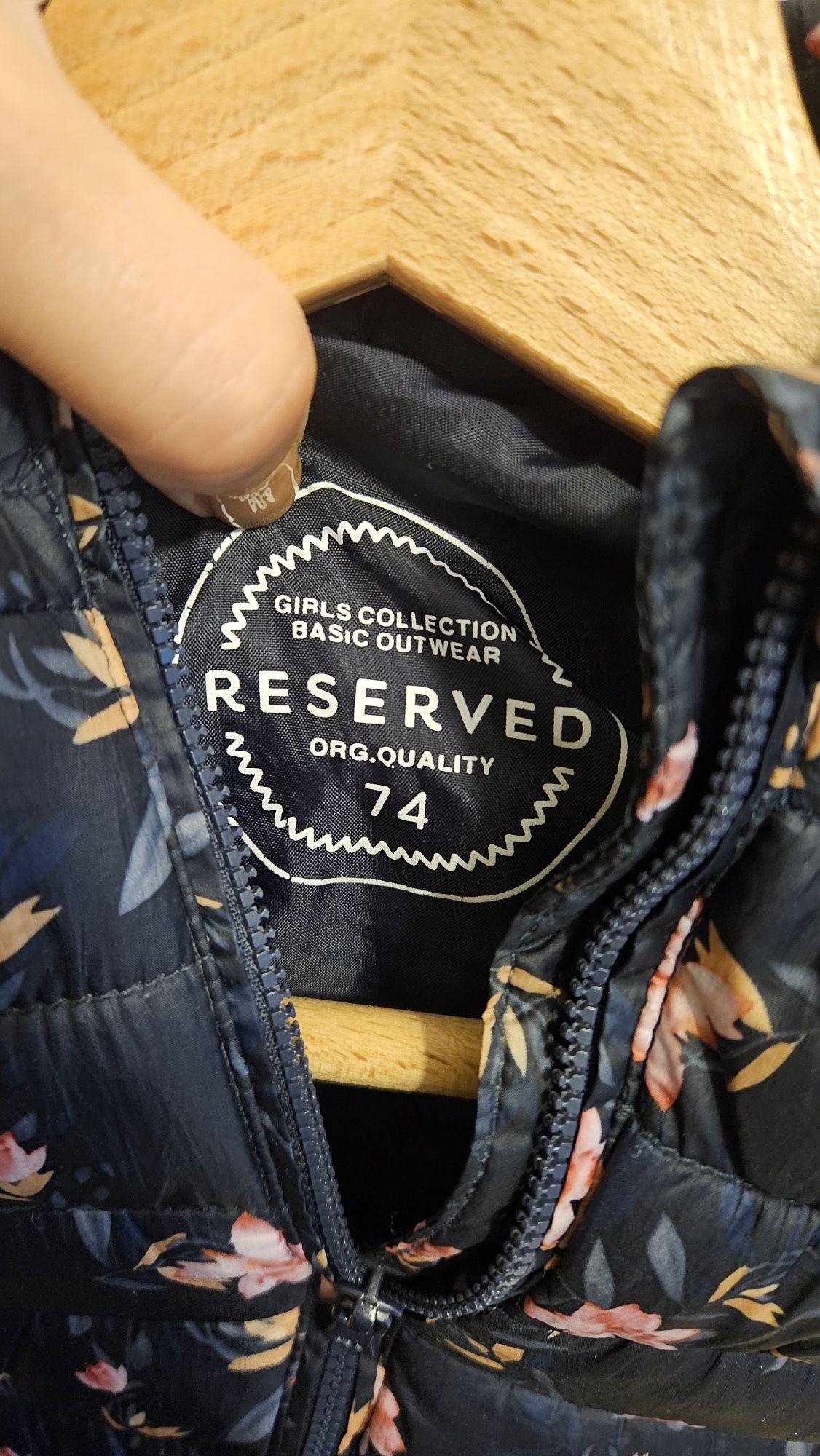 Kurtka przejściowa Reserved 74