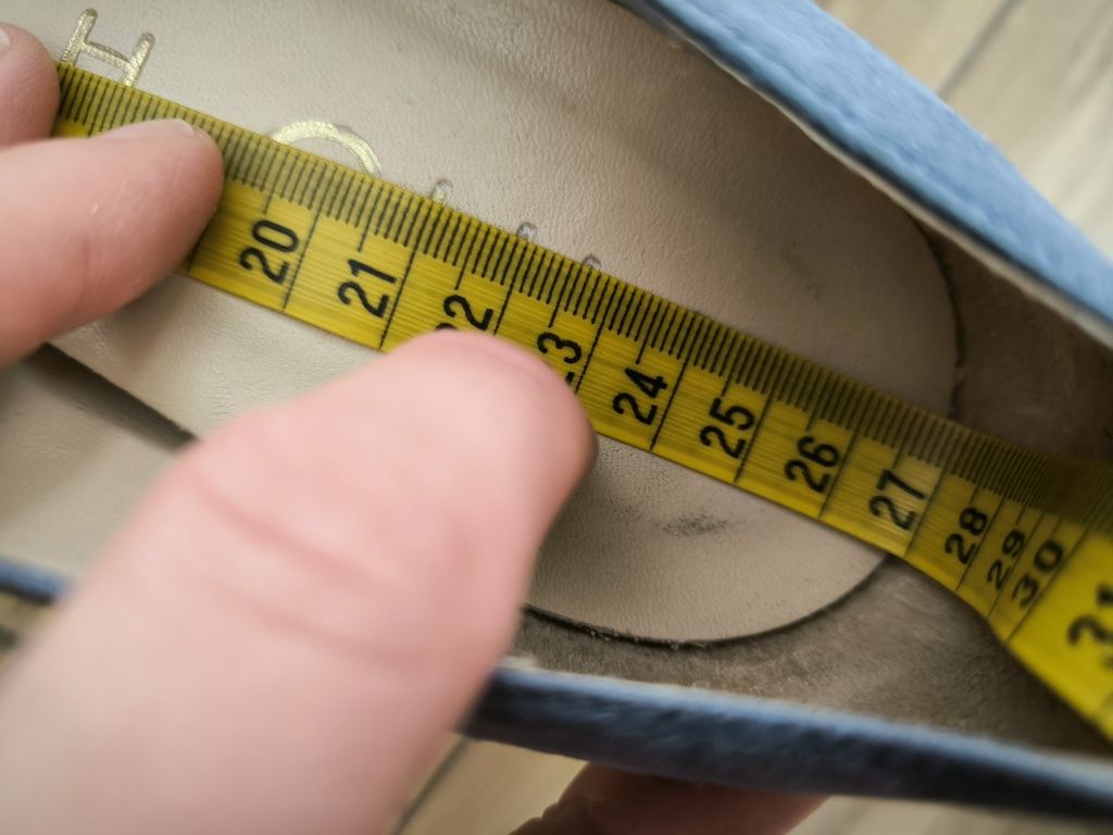 Piękne czułenka hiszpańskiej firmy Unisa