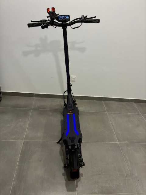 Trotineta Ausom L2 Max Dual Motor NOVA com apenas 24Km