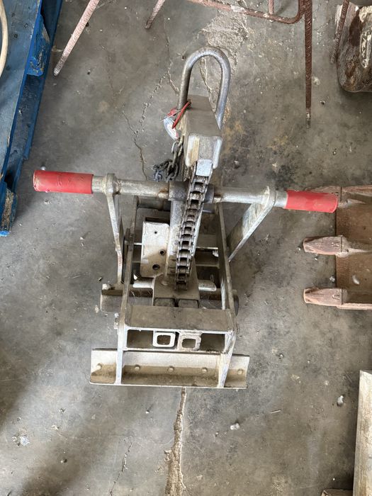 Alicate Pinça de Pedra