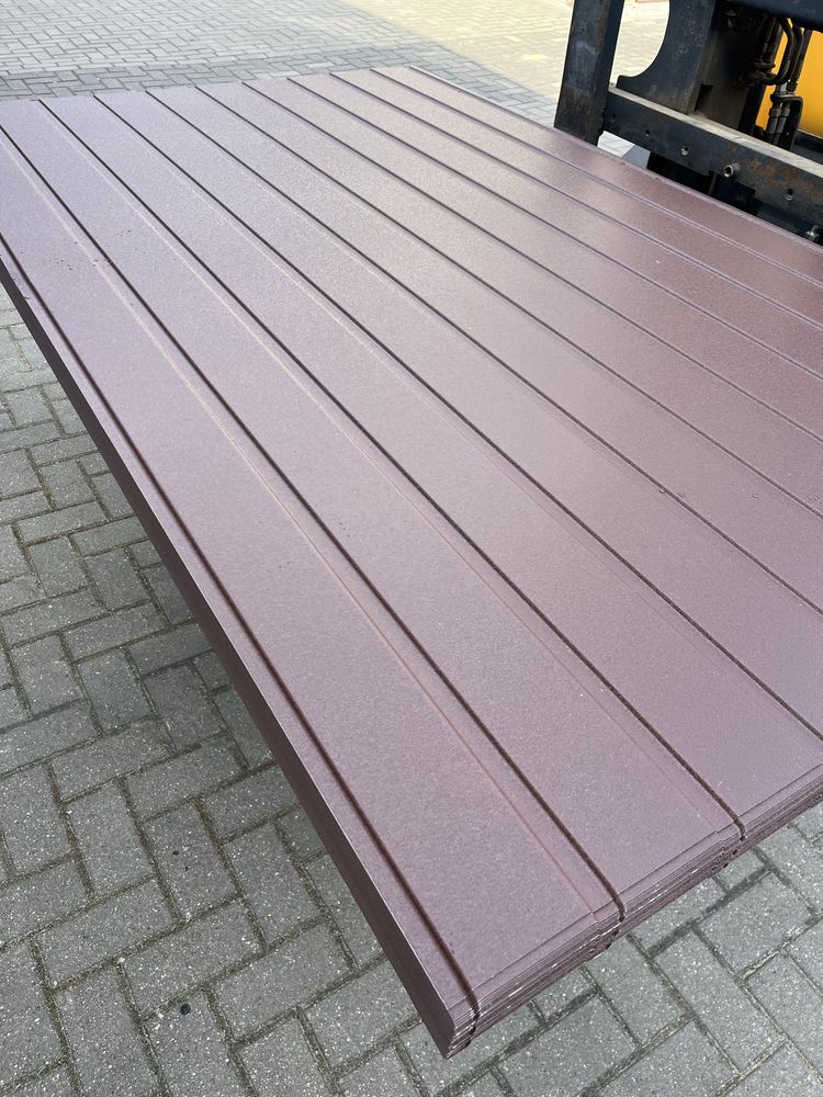Blacha trapezowa T-7 elewacyjna 8017 mat (brąz)