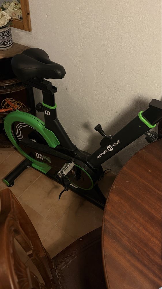 Bicicleta de Spinning BODYTONE