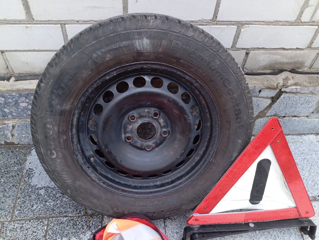 Домкрат ключ крюк запаска Audi A4 b6 b7 2002-2008год