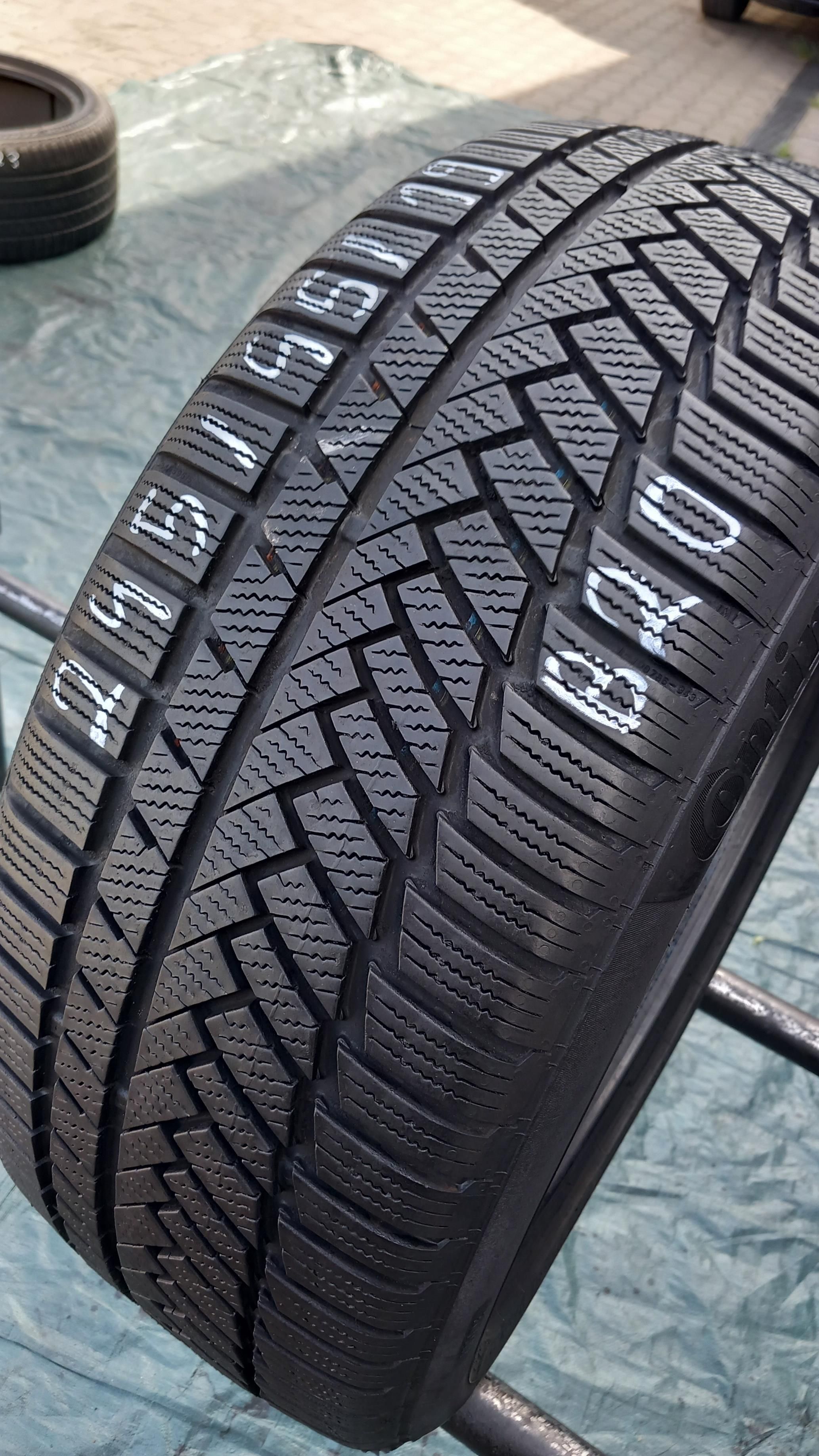 245/45/19 Continental Winter Contact TS850P 102V