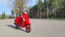 Vespa Primavera Czerwona Vespa Red, niemal salonowa 300km przebiegu