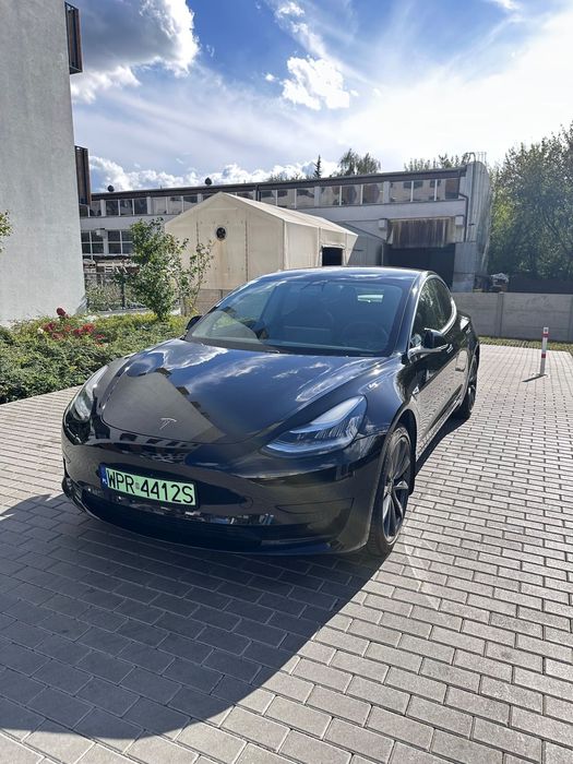Tesla Model 3 Na sprzedaż Tesla Model 3 SR+ 2019