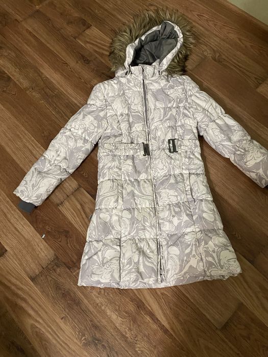 Зимове пальто куртка  для дівчинки р. 122