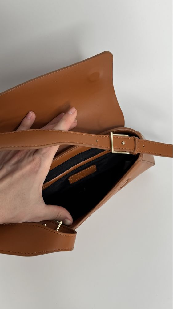 Zara сумка стан нової карамельна