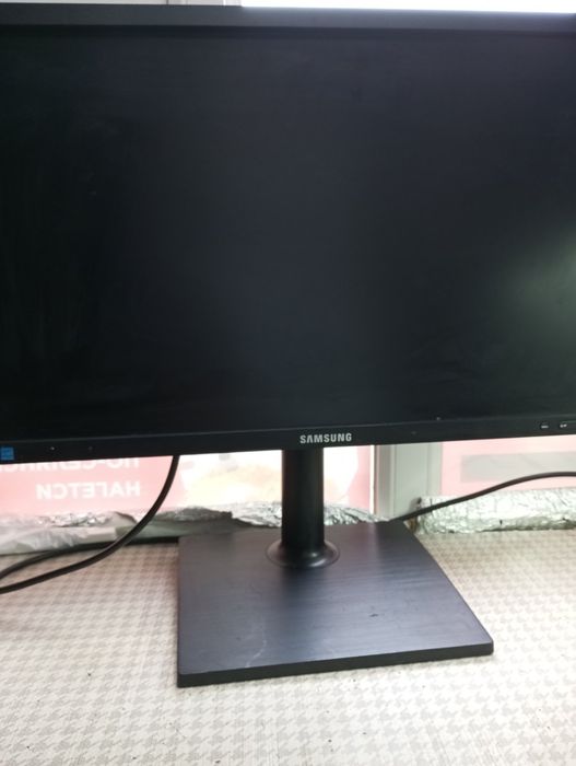 Монітор Samsung 24" Full HD