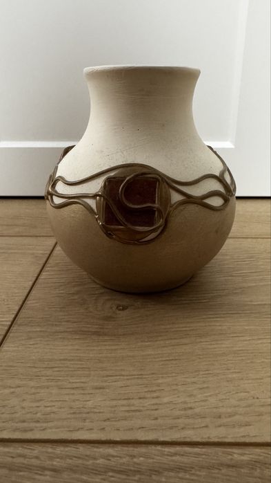 Ozdobny ceramiczny wazon