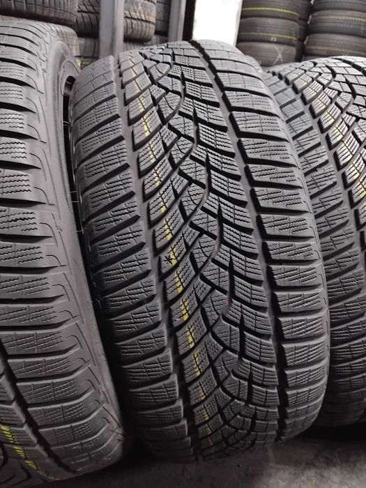 Шини бу 245/45 R18 Goodyear Ultra Grip Perf+ Комплект Зима