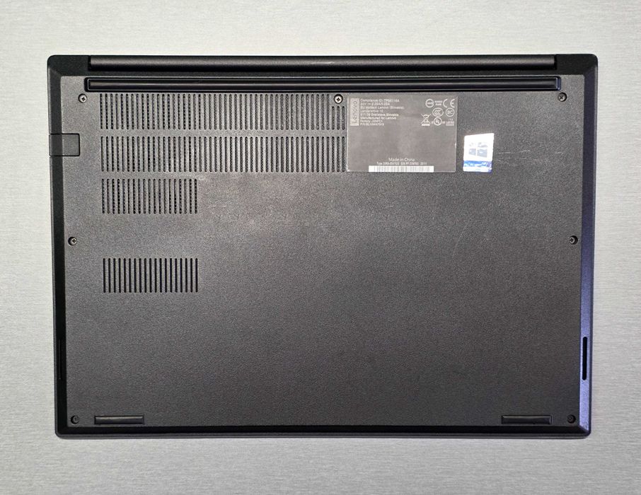 Lenovo E14 / i5-10210U/RAM 8GB/SSD 256GB/АКБ - 9% износ / Бизнес/ ТОП!