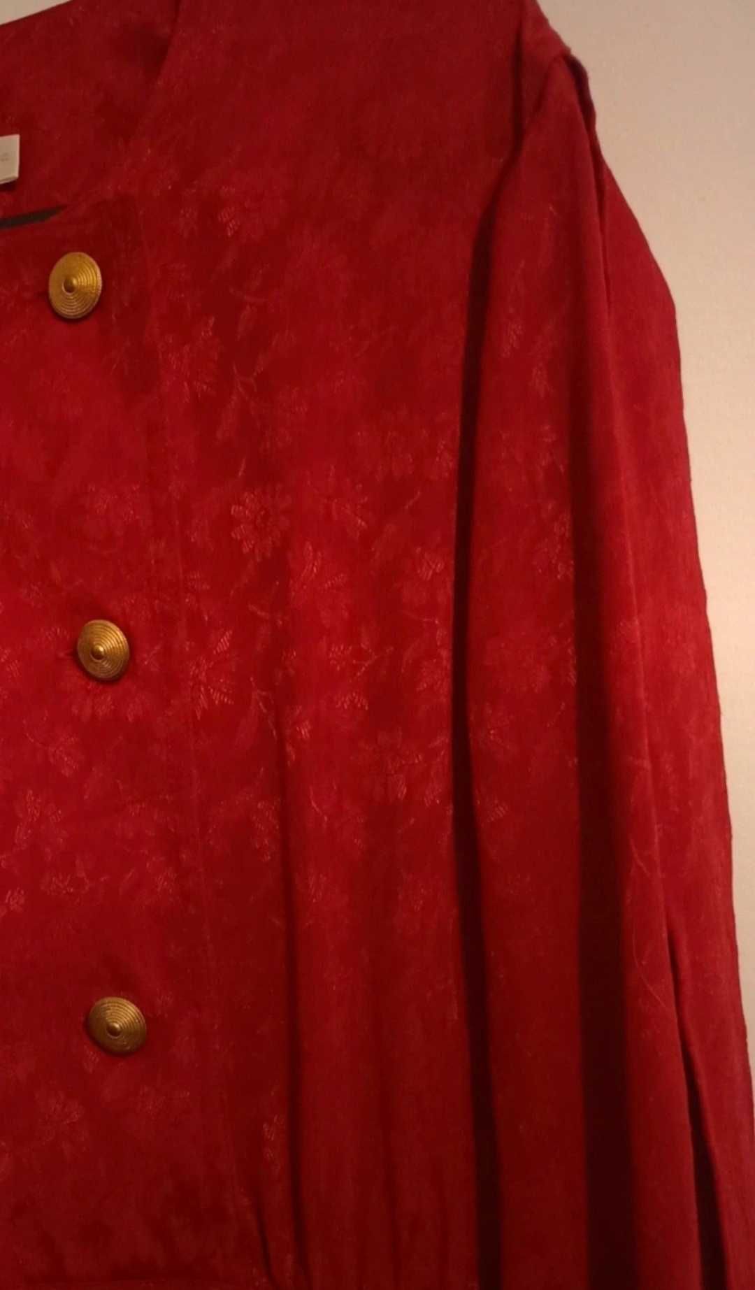 Czerwona sukienka vintage