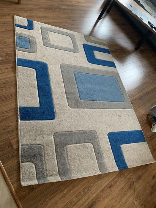 Dywan 2.20m x 1.60m