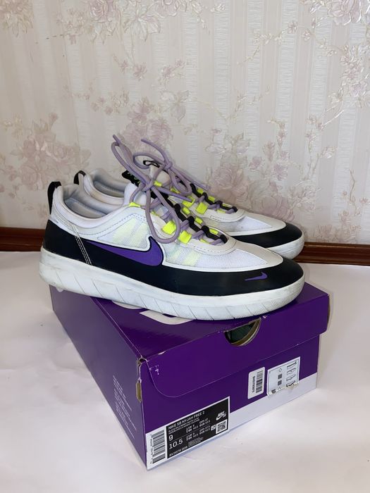 Кросівки Nike 42,5 розмір