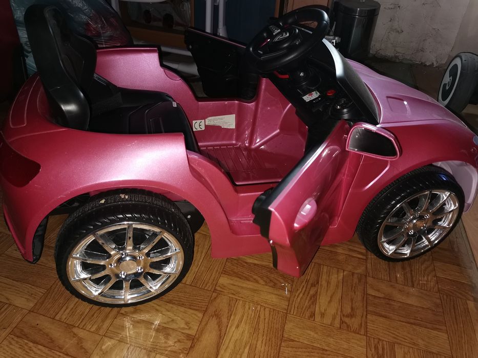 Auto na akumulator Cabrio  Muzyka Światła Pilot 2.4G