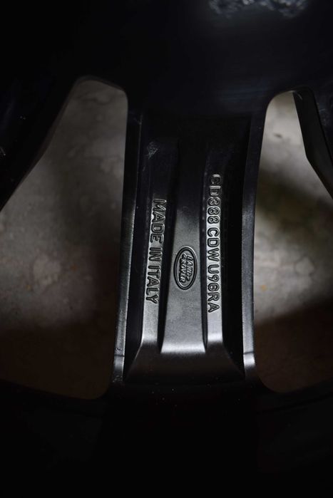Land Range rover L405 sport L494 felgi 21 czarne opony pirelli 21 oryg