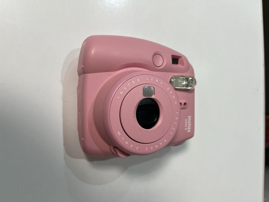 Фото апарат Fujifilm Instax Mini 9