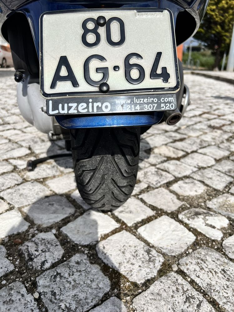 VESPA GT 200 - Linda !