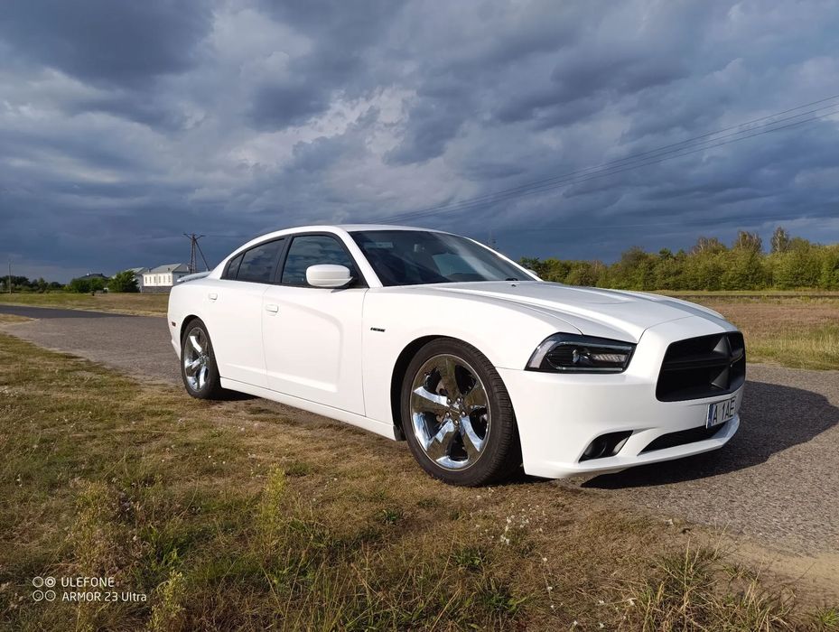 Dodge Charger Dodge Charger R/T 5,7 HEMI Obniżony, Prywatny