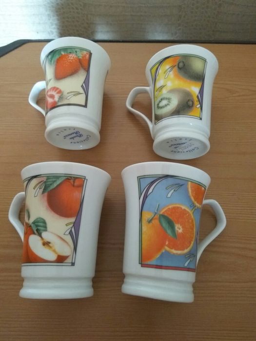 Набор стаканов для кофе ( чая), кофеварка гейзер.