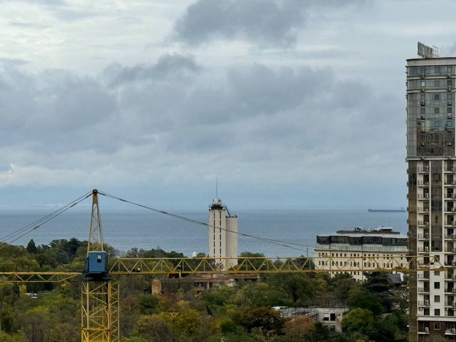 Аркадия ! ! Своя большая 2 кв.  в ЖК Эллада, 2 балкона с видом моря