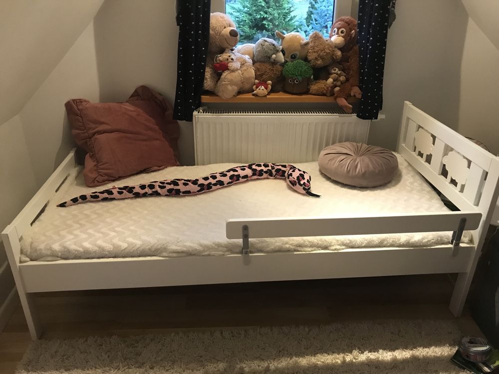 Łóżko dzieciece Ikea Kritter 70x160c z materacem i barierką