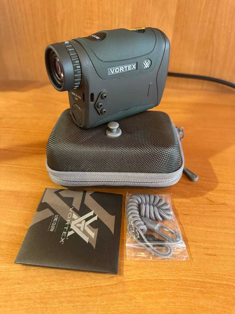 Лазерний далекомір VORTEX RAZOR HD 4000    (3650 м.)