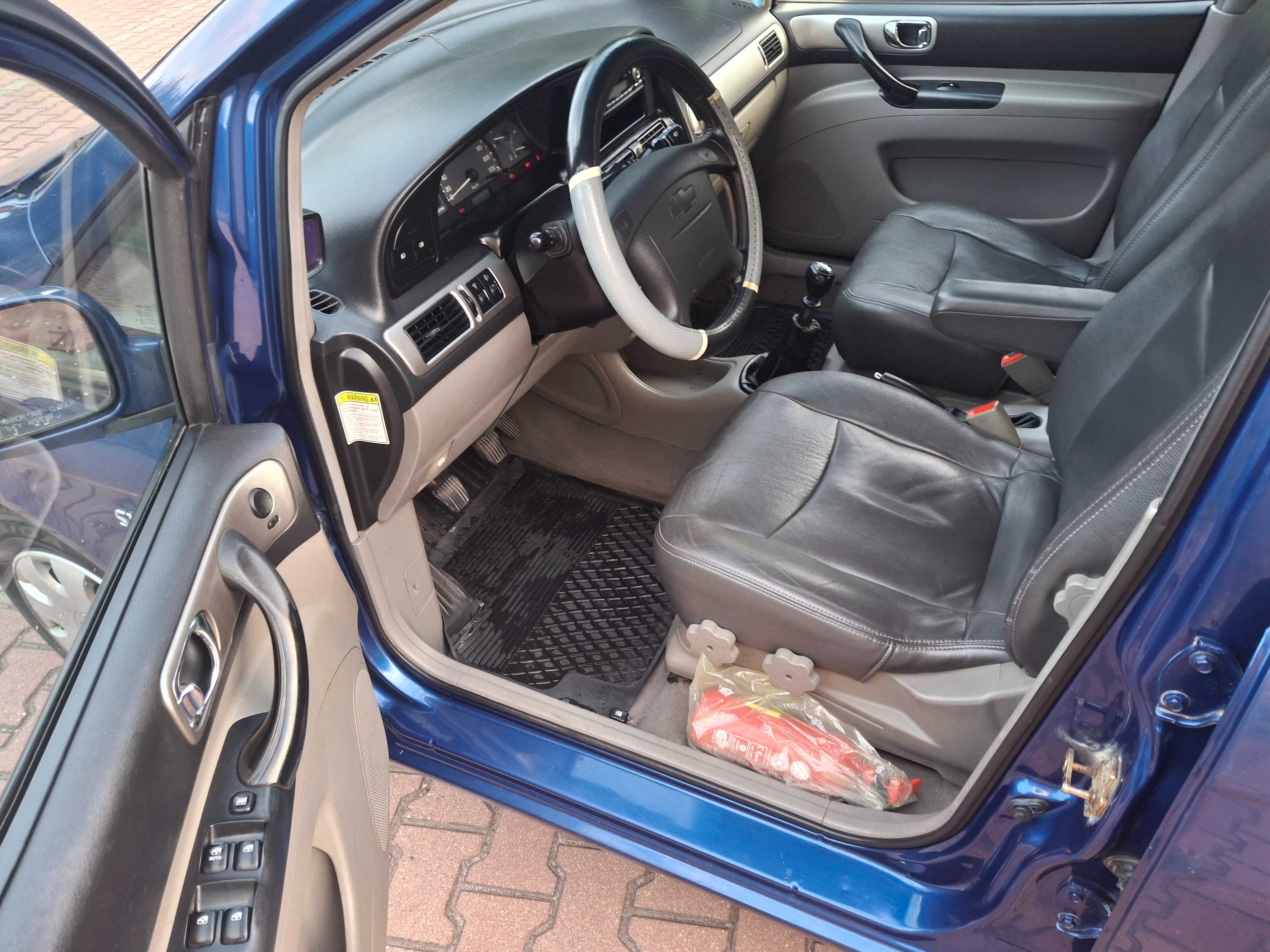 Daewoo tacuma 2 sztuki 2.0z gazem 2003/ 2006
