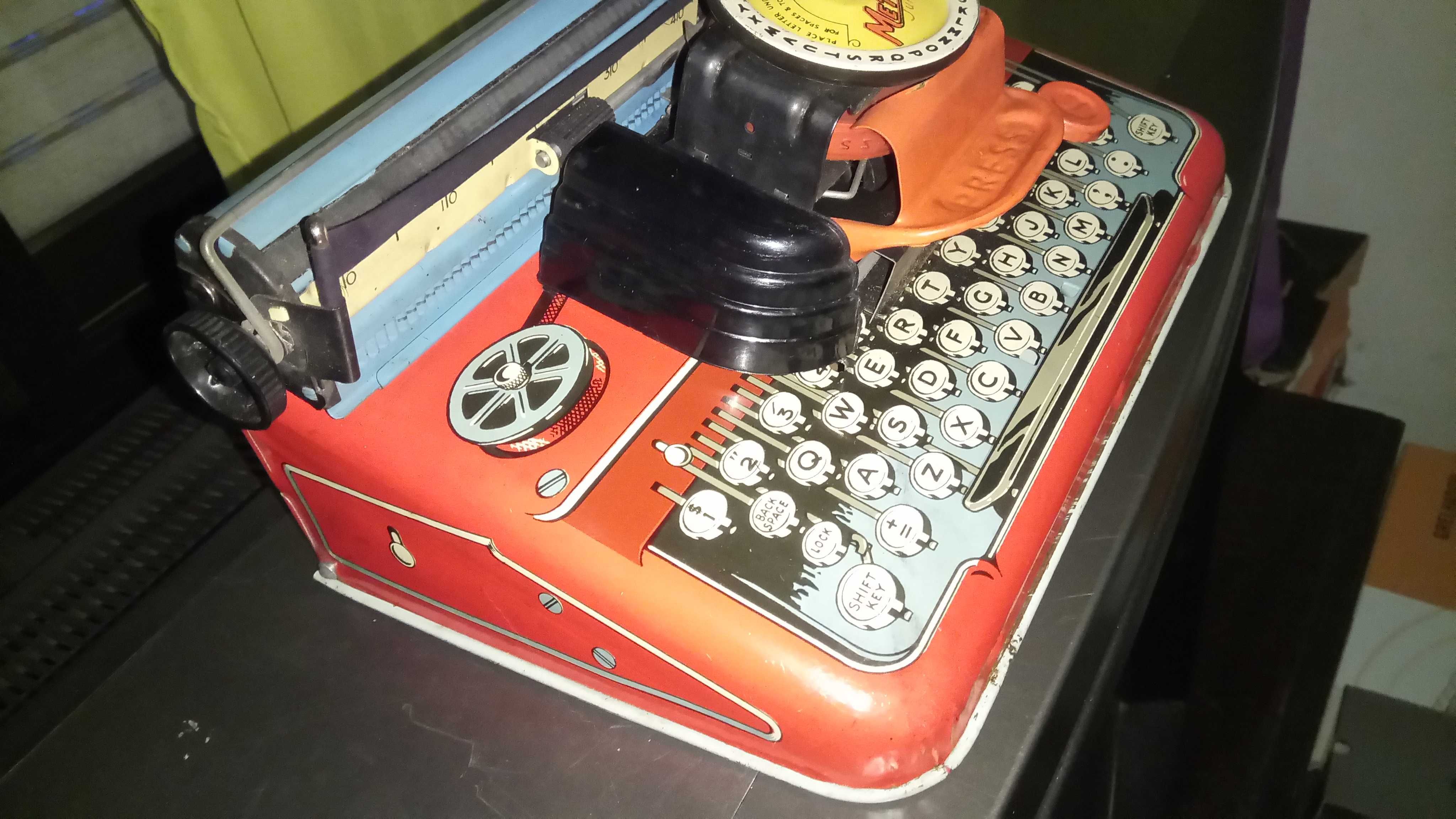 Máquina de escrever Mettype Junior