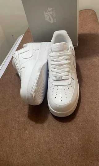 Miękkie odbicie Nike Air Force 1 Niskie White "40.5